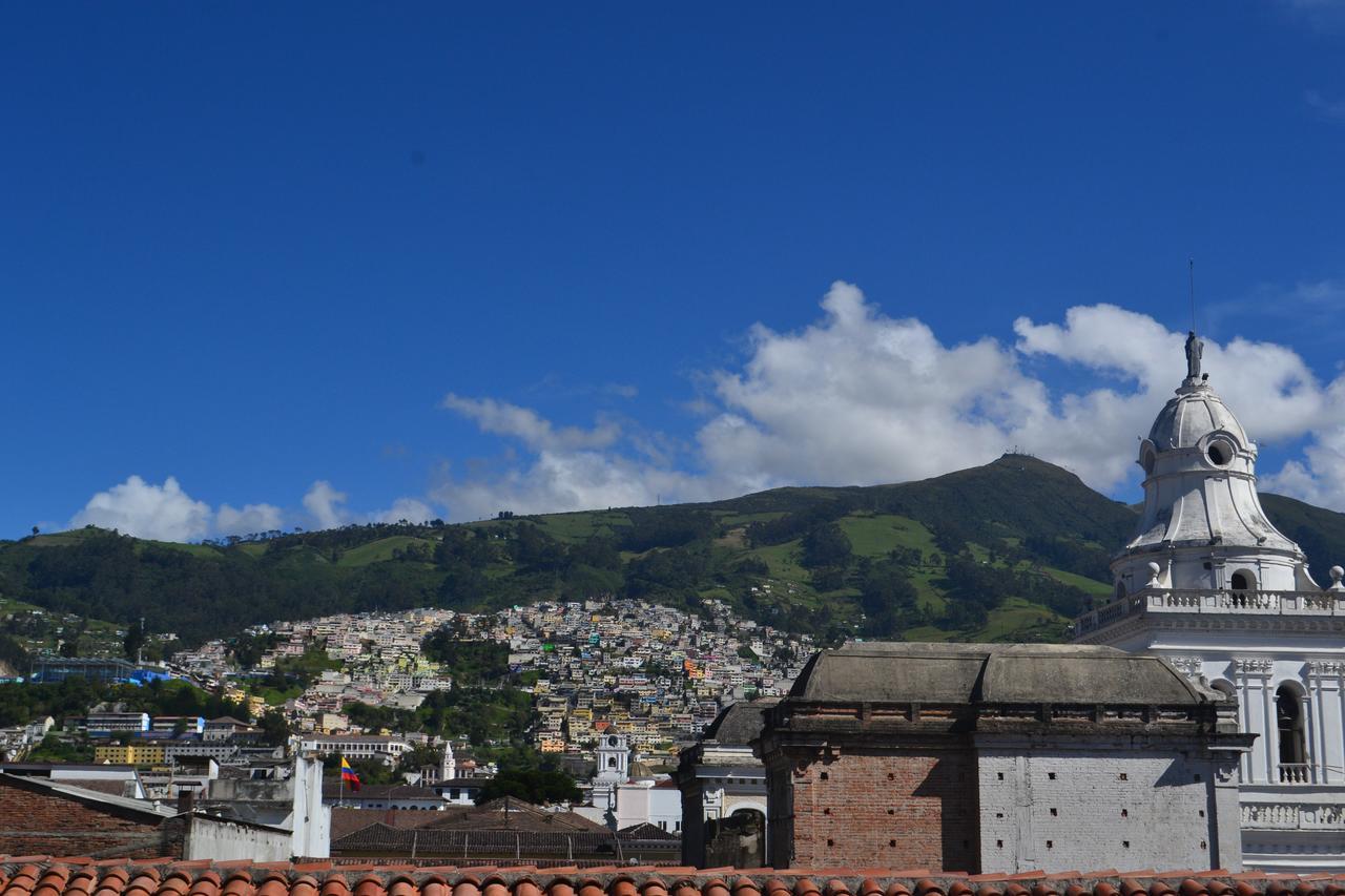 Hostal Quito Cultural Exterior foto